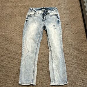 Silver Jeans  Elyse Light Wash  cropped  Jeans